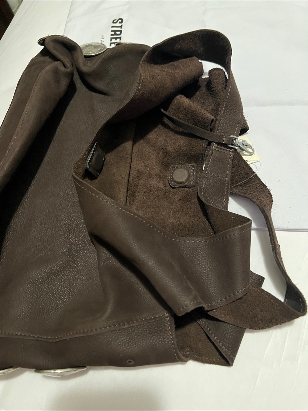 NWTS STREETS AHEAD SLOUCHY BAG - Picture 4 of 8